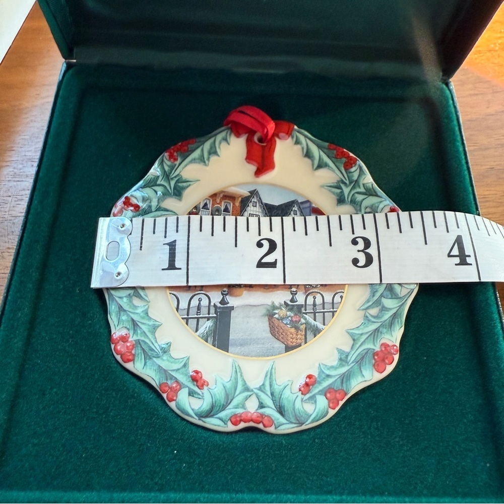 6 VTG Longaberger Ornaments Lot Pewter Baskets Angels Santas Snow Days Hometown - Picture 3 of 13